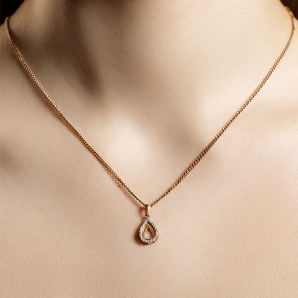 Подвеска с 24 бриллиантами 0.12 карат из красного золота 132593