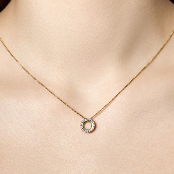 Подвеска с 26 бриллиантами 0.13 карат из лимонного золота 142877